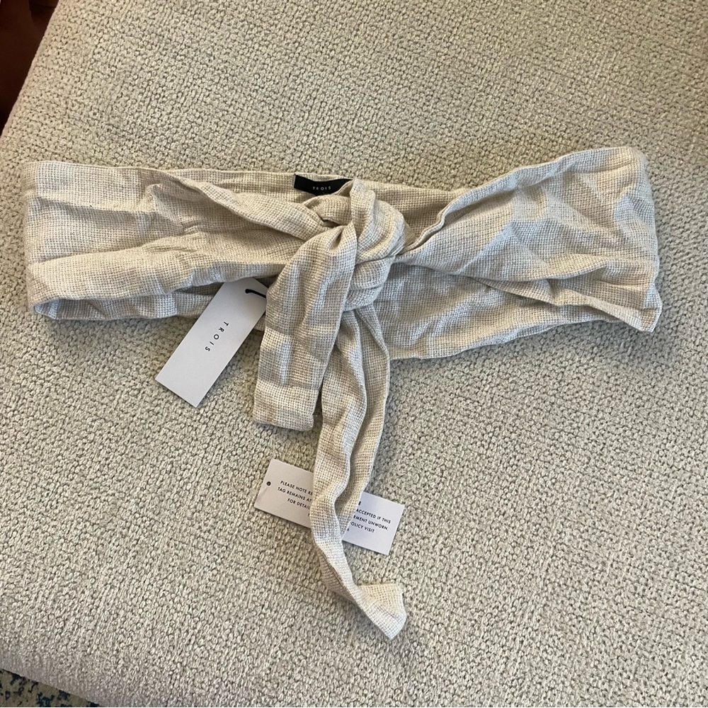 NWT Trois the label Lulu scarf tie top